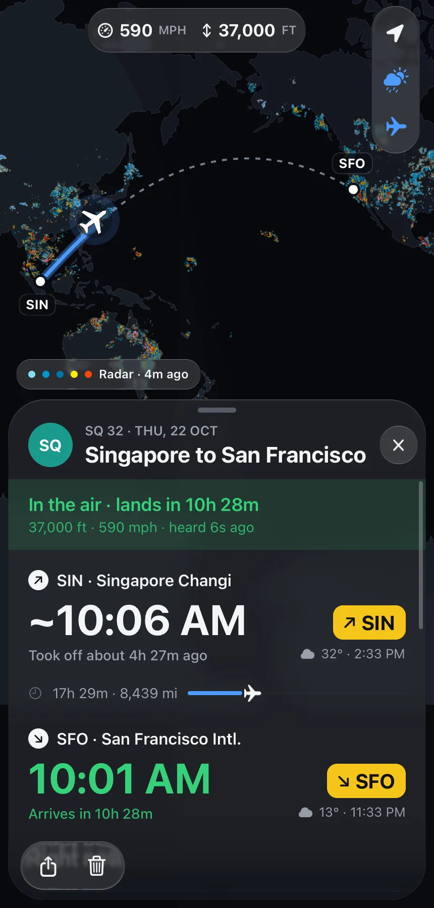 nanofly on iPhone: a flight over the Pacific, with live weather and a glass flight card
